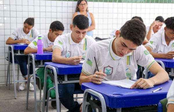 Os estudantes selecionados terão uma preparação com foco para os vestibulares do Instituto Tecnológico de Aeronáutica (ITA), do Instituto Militar de Engenharia (IME) e de outras in(Imagem:Divulgação)