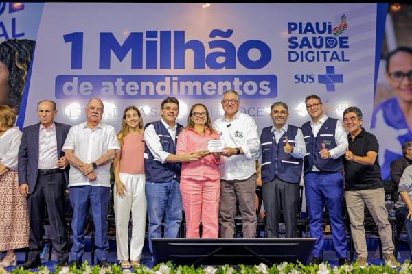 Piauí homenageia hospitais por redução das filas de cirurgias eletivas(Imagem:Gabriel Paulino)
