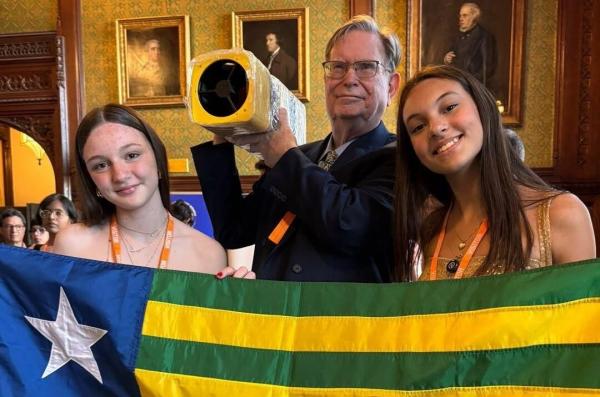 O equipamento foi construído por estudantes dos Centros Estaduais de Tempo Integral (Cetis) Júlia Nunes e Cristino Castelo Branco, em Teresina.(Imagem:Tron Robótica Educativa)