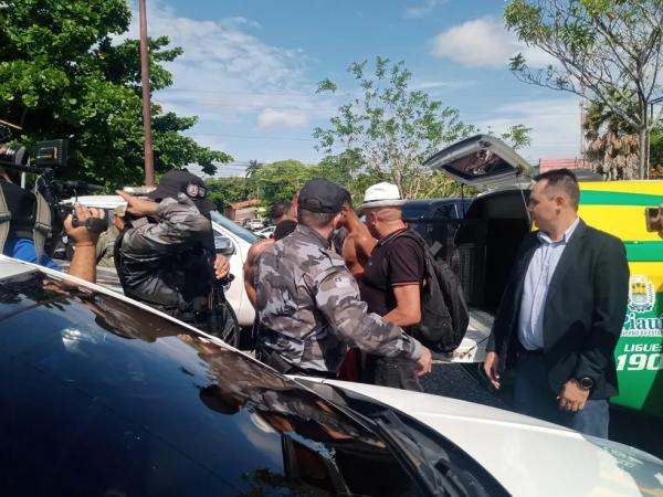 Polícia prende quatro homens suspeitos de envolvimento na morte de sargento da PM.(Imagem:Lívia Ferreira /g1)