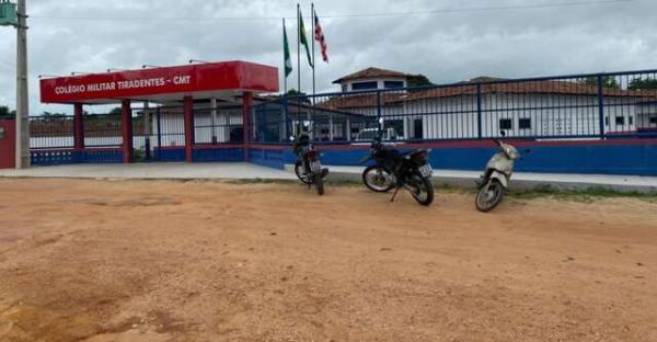 Col&eacute;gio Militar Tiradentes realiza entrega de fardamento e marca novo come&ccedil;o em Bar&atilde;o de Graja&uacute;(Imagem:Divulga&ccedil;&atilde;o)