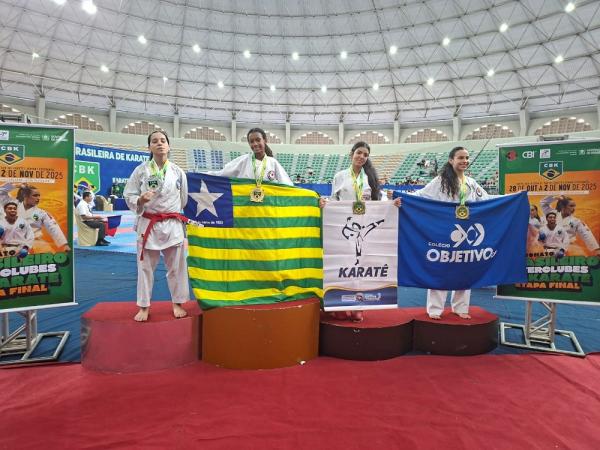Amanda Raquel Pereira conquistou o bicampeonato brasileiro Interclubes de Karatê.(Imagem:Ascom Seduc)