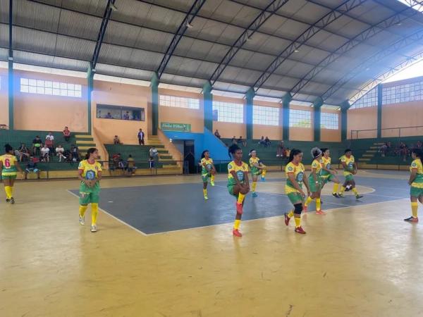 Equipe feminina de futsal feminino do município de União.(Imagem:Secretaria de Esportes de União)