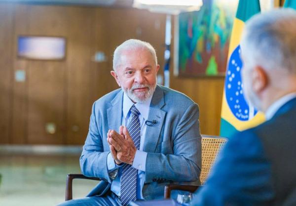 Governo Lula prevê salário mínimo de R$ 1.502 em 2025.(Imagem:Ricardo Stuckert / PR)