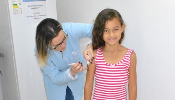 FAESF participa da campanha de Vacinação contra Influenza em Floriano.(Imagem:FAESF)