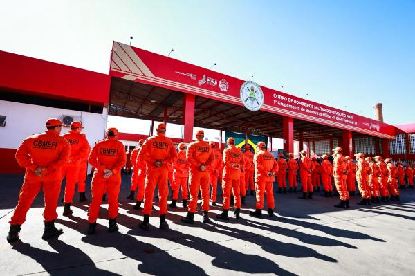 Corpo de Bombeiros anuncia concurso e reforço no combate a incêndios no Piauí(Imagem:Renato Andrade/Cidadeverde.com)