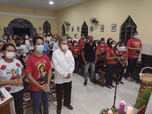 Encerrado os festejos em homenagem à Santa Luzia no bairro Rede Nova(Imagem:FlorianoNews)