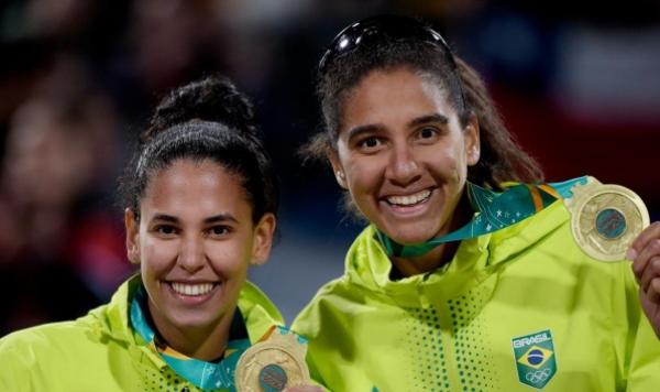 Duda e Ana Patrícia vencem no feminino e André e George no masculino(Imagem:Alexandre Loureiro/COB)