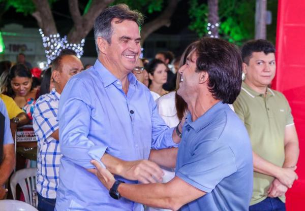  Ciro Nogueira deseja Feliz Natal a todos os piauienses durante solenidade em Parna&iacute;ba(Imagem:Ascom)