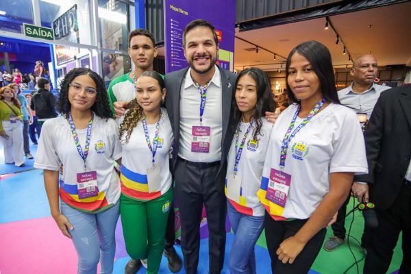 Estudantes da rede pública do Piauí levam soluções tecnológicas para feira NEON 2025(Imagem:Letícia Santos)