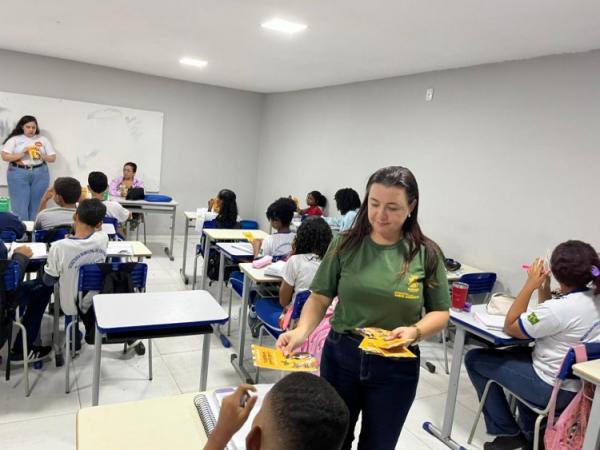 Prefeitura de Floriano inicia Circuito Educativo sobre Coleta Seletiva no munic&iacute;pio.(Imagem:Secom)