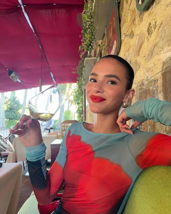 Bruna Marquezine escolhe Ilha Fiscal no Rio para comemorar seus 30 anos.(Imagem:Reprodução/Instagram)