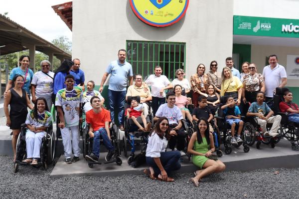 Centro tem uma ampla estrutura que conta com &aacute;rea administrativa, salas de atendimento, brinquedoteca, picadeiro e baias para os cavalos.(Imagem:Ascom Seid)