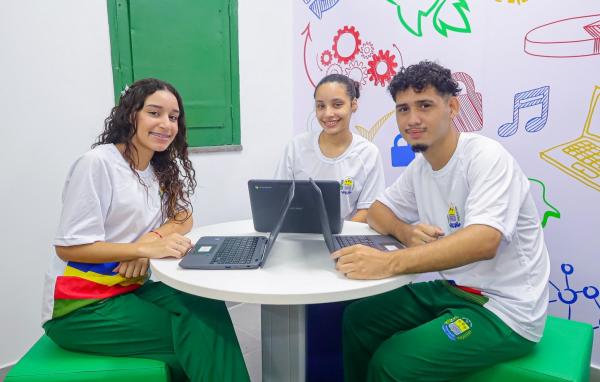 Pagamento referente ao mês de maio beneficia alunos da rede estadual e reforça incentivo à permanência e qualificação dos jovens no ambiente escolar.(Imagem:Divulgação)