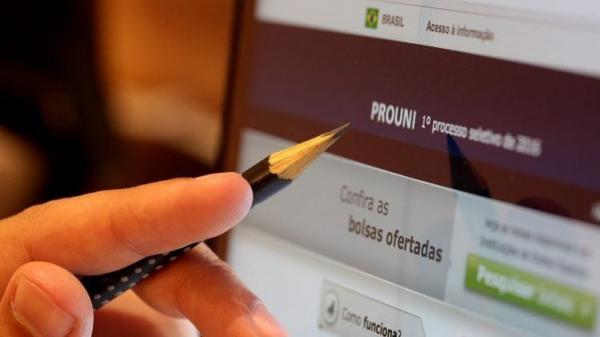 Câmara aprova MP que amplia acesso ao Prouni para alunos de escolas particulares sem bolsa