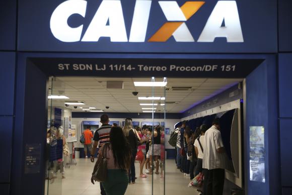 Caixa e BB antecipam em dois dias pagamento do PIS/Pasep a correntistas