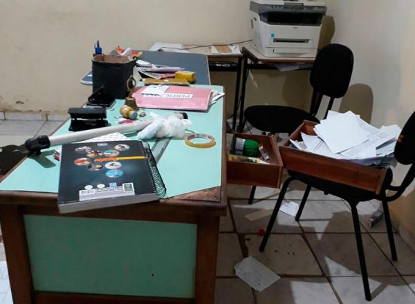 Escola arrombada(Imagem:Divulga&ccedil;&atilde;o)