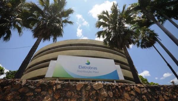 Lei proíbe que Eletrobras inclua furto de energia nas contas dos consumidores