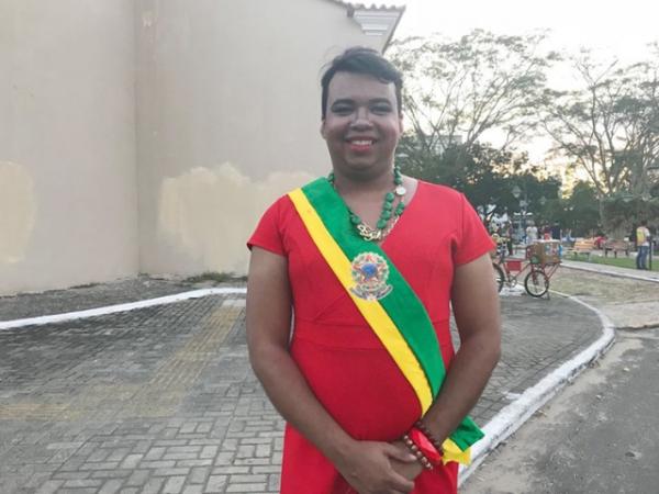 Foli&otilde;es v&atilde;o &agrave;s ruas e protestam contra a condena&ccedil;&atilde;o de Lula.(Imagem:Yala Sena)