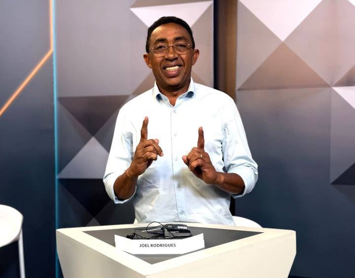 Joel confronta Rafael em debate sobre falta d’água e governador tenta jogar responsabilidade nos prefeitos