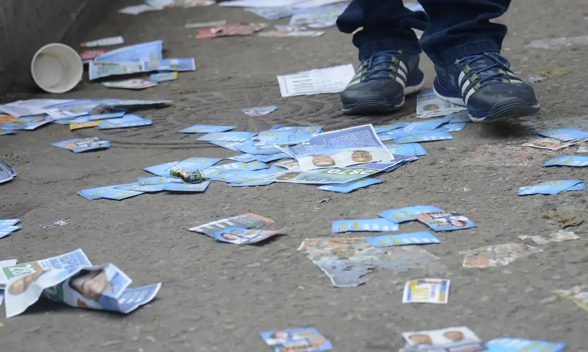 Eleições 2026: boca de urna é crime; saiba o que é proibido
