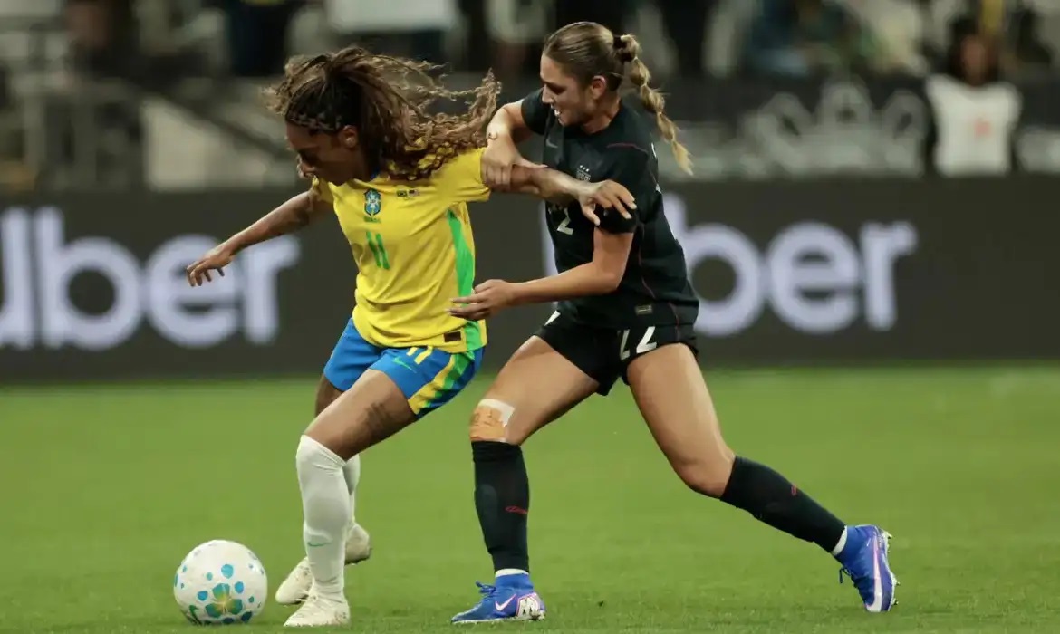 Brasil dobra recorde de voluntários para Copa do Mundo Feminina
