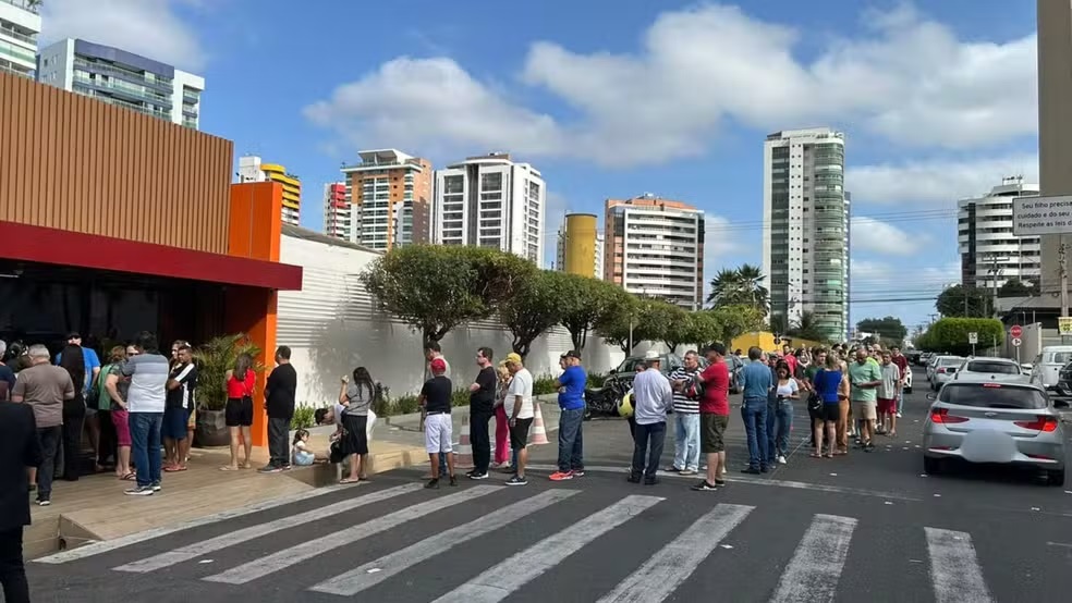Cidade que atingiu 45 °C terá médicos e enfermeiros em locais de votação mais quentes no PI

