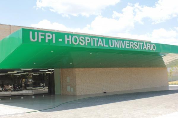 Ebserh abre seletivo para HU da UFPI com salário de R$ 8,9 mil; edital