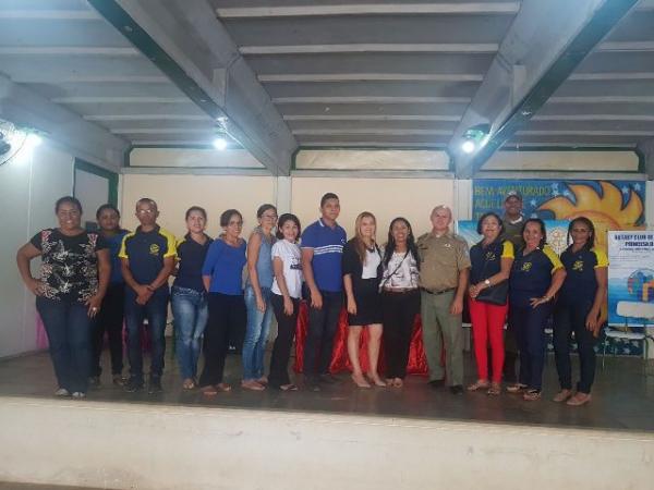 Rotary Clube Princesa do Sul e 3° BPM promovem palestra sobre resistência às drogas