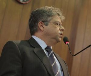 Gustavo Neiva reclama das declarações do secretário de Fazenda