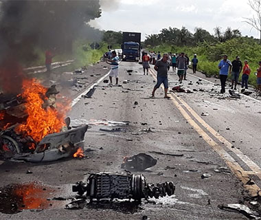 PRF investiga se houve racha na BR-343 e diz: "tragédia poderia ter sido maior"