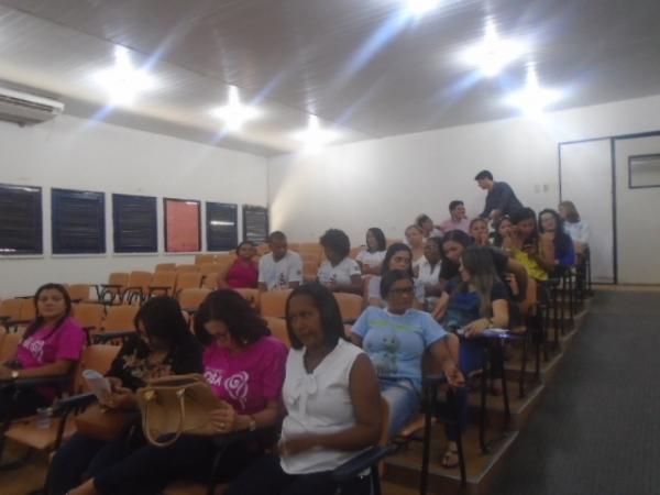 Oficina de combate a hansen&iacute;ase capacita agentes de sa&uacute;de e enfermeiros de Floriano.(Imagem:FlorianoNews)